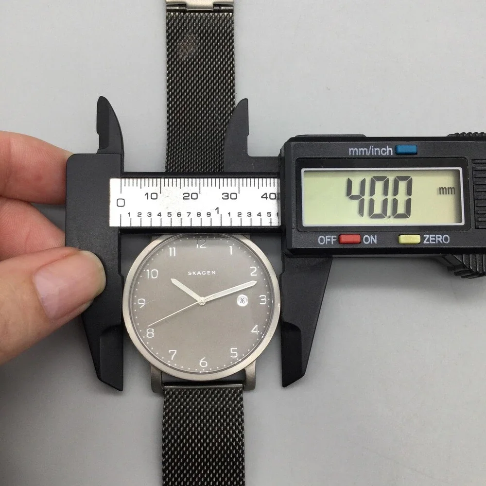 Skagen Hagen SKW6307 Mens Watch 40mm Gray Dial Titanium Mesh Date New Battery